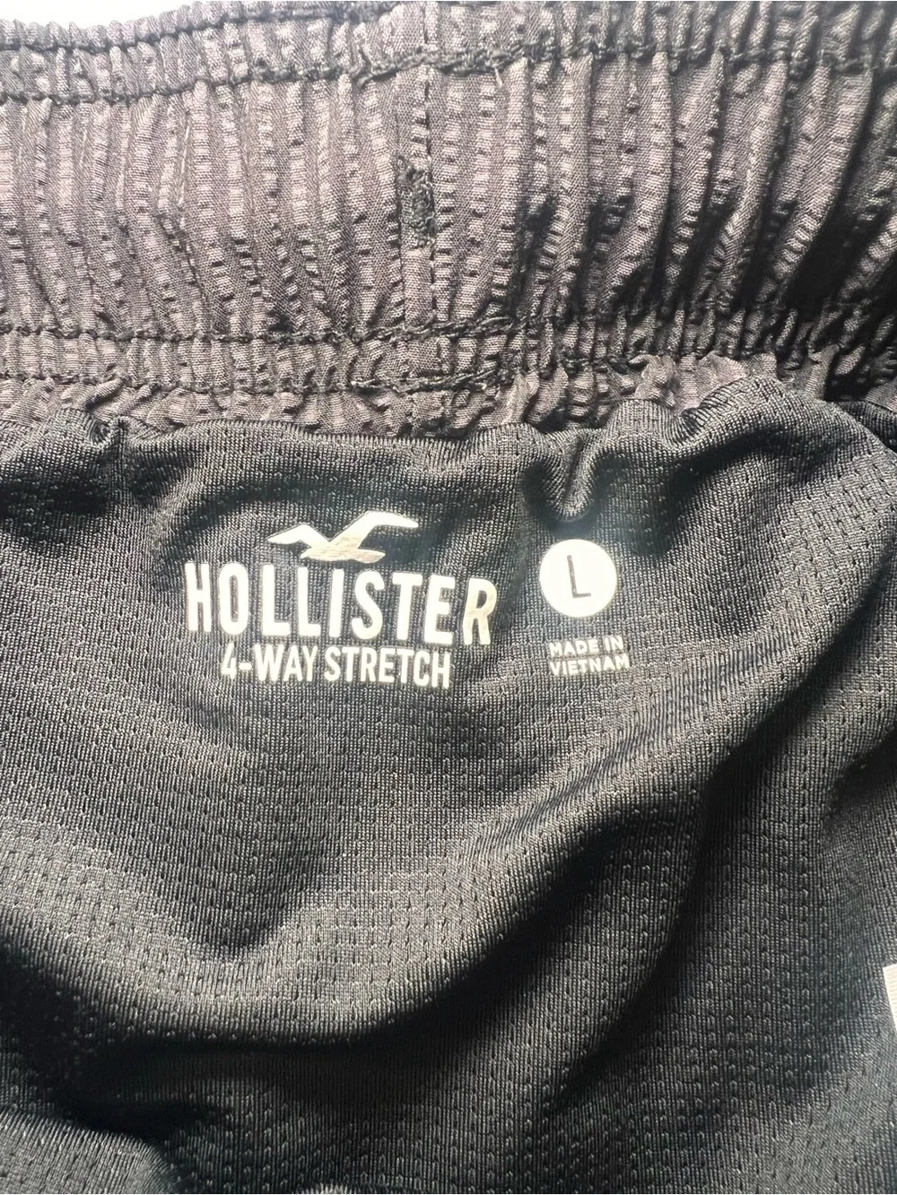 Hollister Men's Mid-Thigh Seersucker Volley Swim Shorts,Black/Dark Gray,L